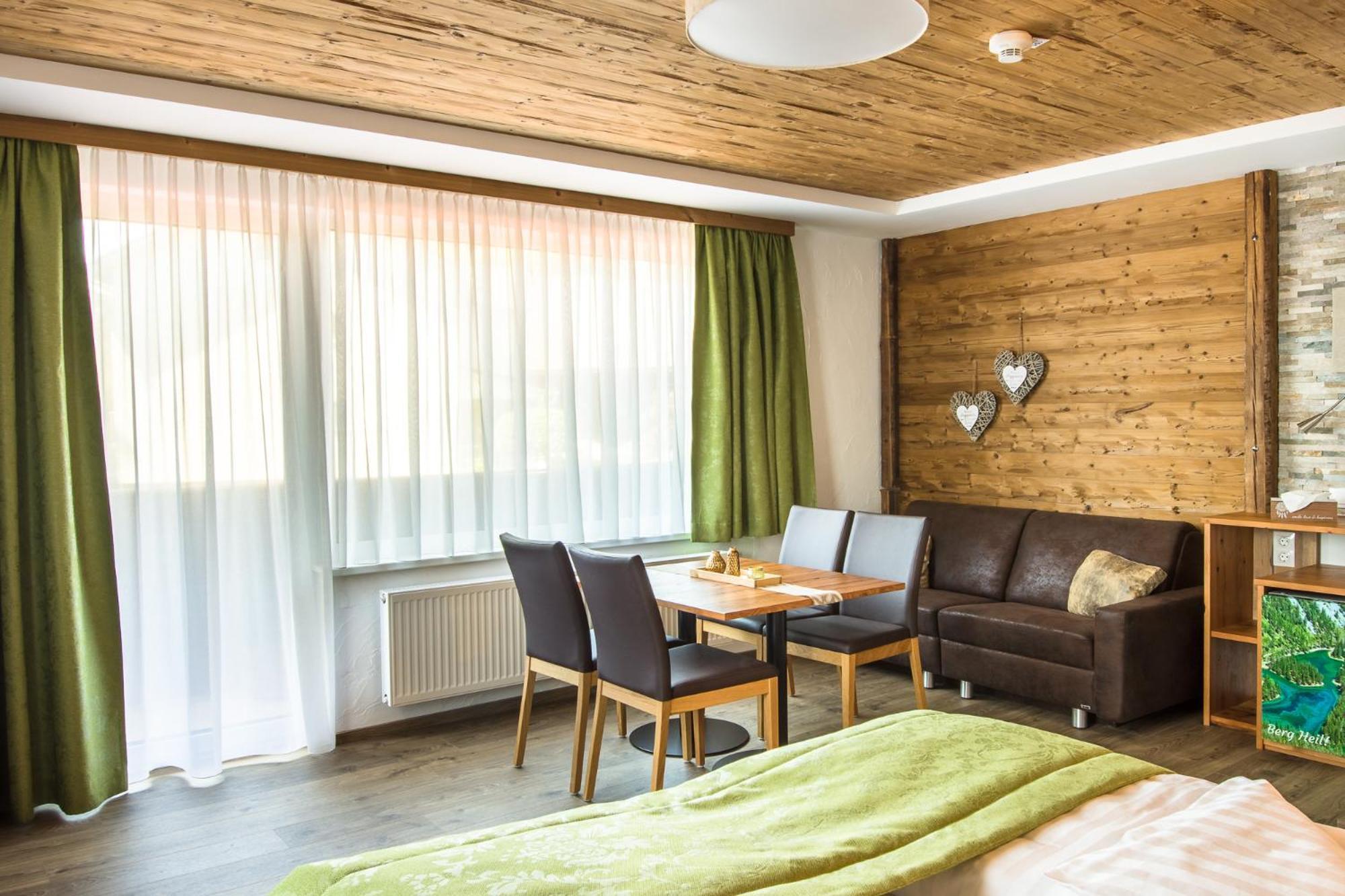 Lorenzer Schlafstubn/Haus Wanderl Sankt Lorenzen im Murztal Zewnętrze zdjęcie